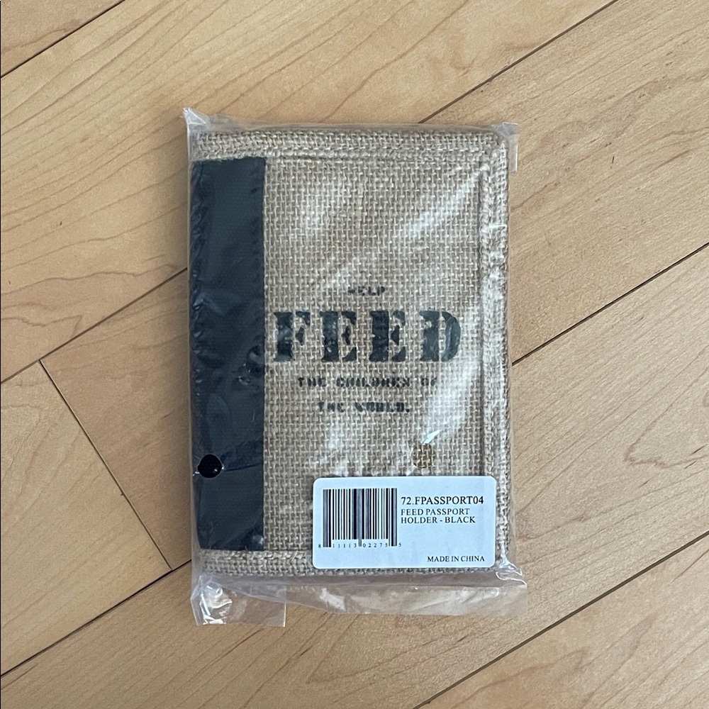 NWT FEED Passport Holder in Black and Tan